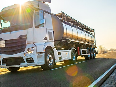 Fuel tanker